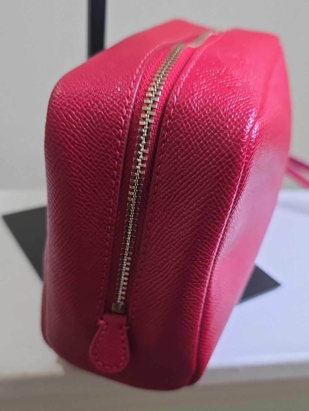 COACH F24797 True Red Crossgrain Leather Boxy Cosmetic Wristlet/Case EUC - Picture 7 of 15